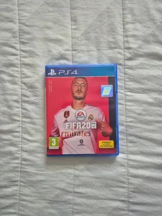 PS4 Slim 1TB *COMO NUEVA* + Mando + 3 Juegos!