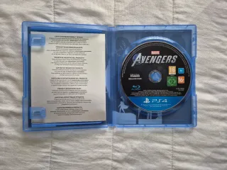 PS4 Slim 1TB *COMO NUEVA* + Mando + 3 Juegos!!