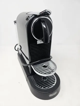 Cafetera DeLonghi Negra