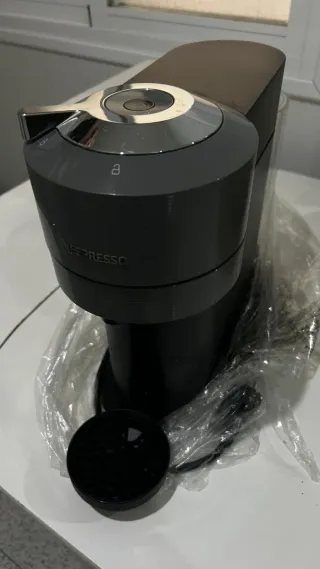 Cafetera Nespresso Negra