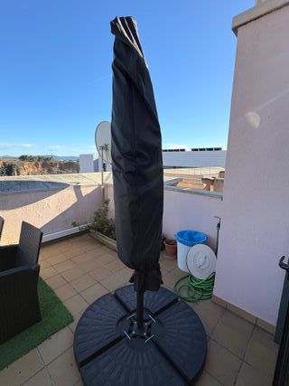 Sombrilla 3m negra con manivela y funda