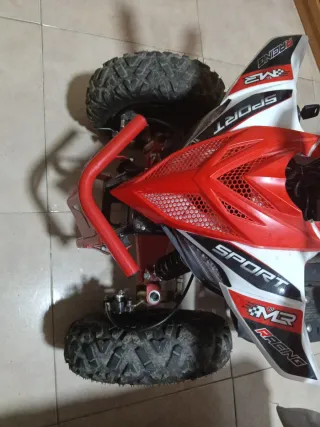 Quad eléctrico infantil