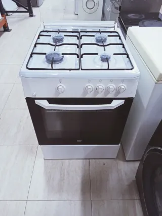 Cocina de gas natural 60cm Beko