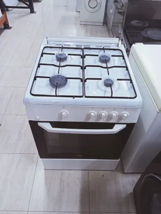 Cocina de gas natural 60cm Beko