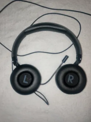 Auriculares negros
