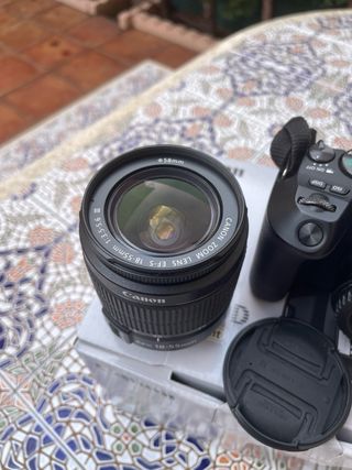 Kit Canon EOS 250D Negra