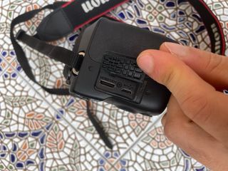 Kit Canon EOS 250D Negra