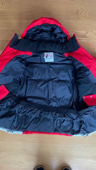 Chaqueta  de plumon con capucha 48/10