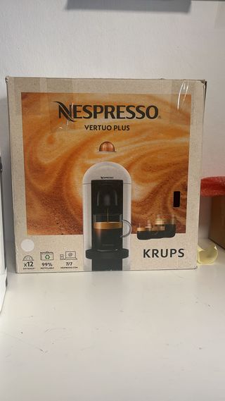 Cafetera Nespresso Vertuo Plus Blanca