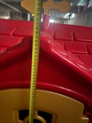 Casita de juegos infantil