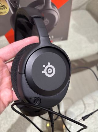 SteelSeries Arctis Nova 1 Auriculares Gaming