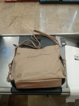 Bolso marrón y beige