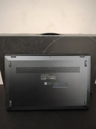 Asus ZenBook UM425Q R7 5800H 16GB 512GB 14 W11