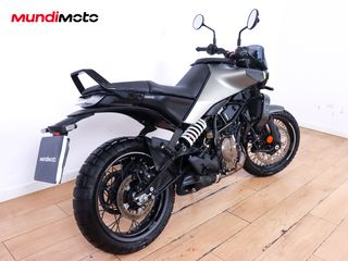 HUSQVARNA SVARTPILEN 125 ABS