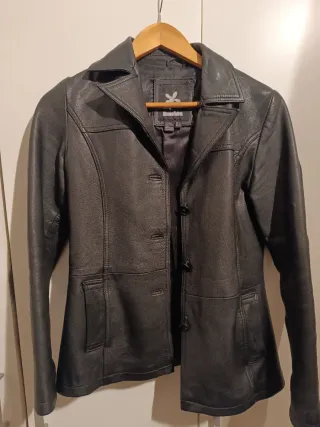 Americana de piel negra