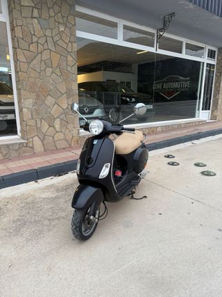 Piaggio Vespa lx 50 Negra