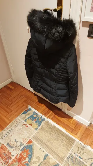 Plumífero relleno azul  tejido suave poco peso