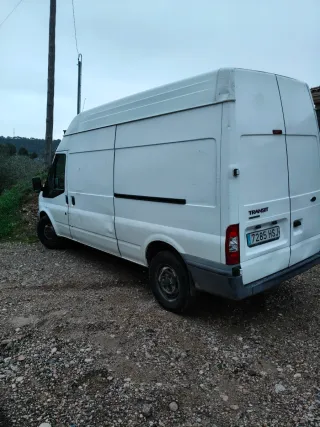 Se vende furgoneta Ford Transit 350