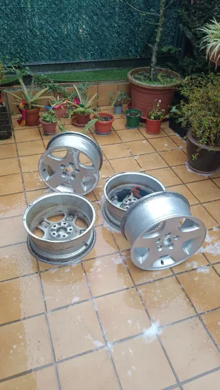 Llantas 16" ORIGINALES 5x112 - ET35 Grupo VAG