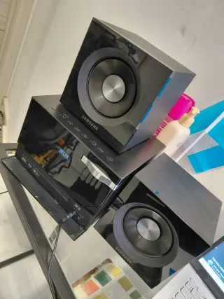 Equipo de música Samsung negro