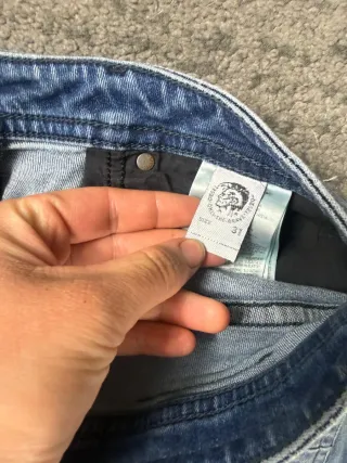 ¡¡OFERTA!! Talla W-31 L-32 Vaqueros Diesel Azules