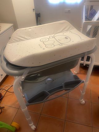 Bañera cambiador bebé con cubeta