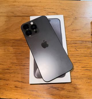 iPhone 15 Pro Max Titanio