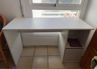 Escritorio blanco moderno