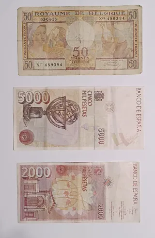 Lote Billetes: Pesetas de y Francos