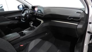 Peugeot 3008 1.5 BLEUHDI 130CV 2019
