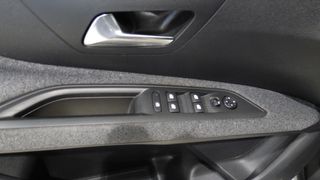 Peugeot 3008 1.5 BLEUHDI 130CV 2019