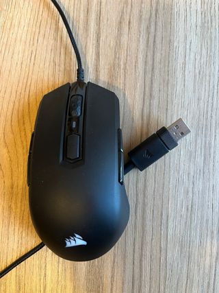 Pack Teclado Logitech + Ratón Corsair Negro