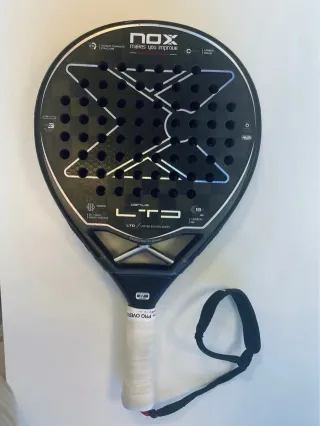 Pala Padel NOX AT10 Edición Limitada 18k