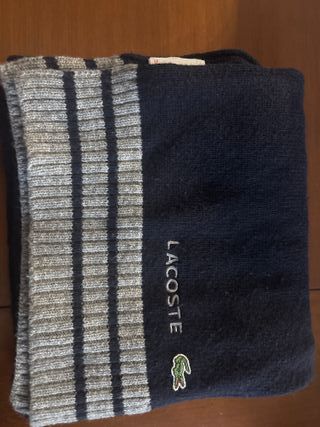 Bufanda Lacoste azul y gris