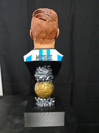 Busto Leo Messi