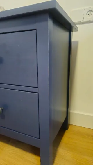 2 Mesitas de noche Ikea Hemnes azul marino