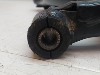 TOYOTA AVENSIS BERLINA (T25) 2.0 D4-D Executive Sedán (4-ptas) BRAZO SUSPENSION INFERIOR DELANTERO DERECHO