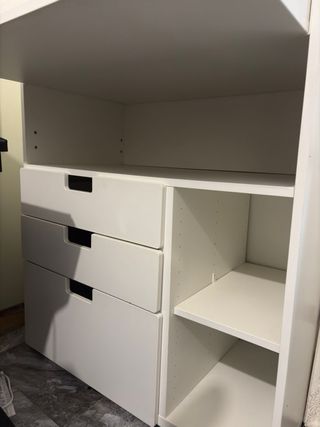 Cambiador de bebé blanco