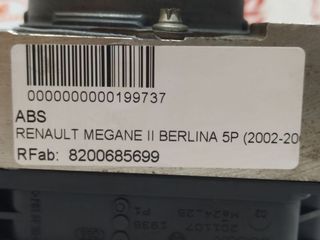 RENAULT MEGANE II BERLINA 5P Confort Dynamique ABS