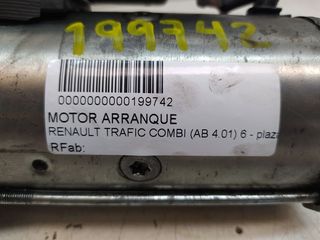 RENAULT TRAFIC COMBI (AB 4.01) 6 - plazas (L2H1) acristalado parcial 2,9t   Combi largo MOTOR ARRANQUE