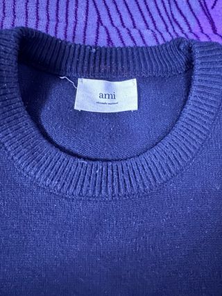 Jersey Ami Paris Negro Corazón Rojo