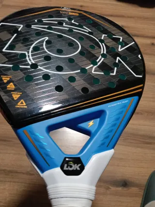 Pala Pádel Lok Maxx Flow Pro 2025