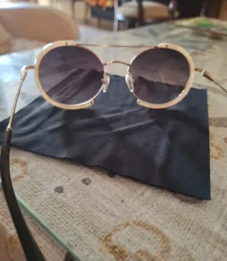 Gafas de sol Gigi Studio dorada y beige