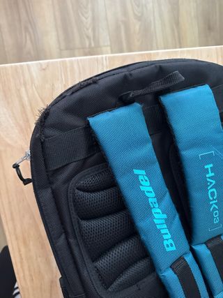 Paletero Bullpadel Hack Padel Negro/Azul