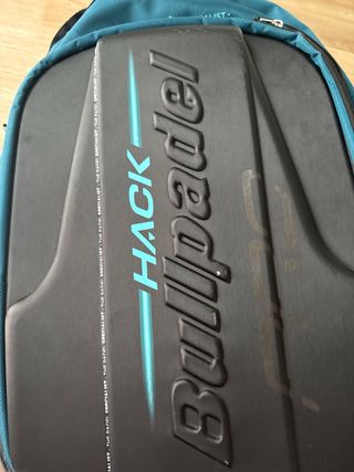 Paletero Bullpadel Hack Padel Negro/Azul