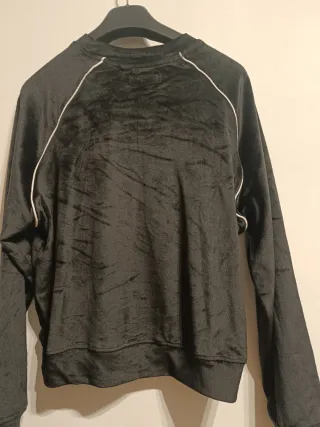 Sudadera terciopelo negra talla S