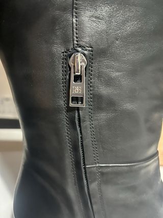 Botas altas piel Pedro del Hierro negras