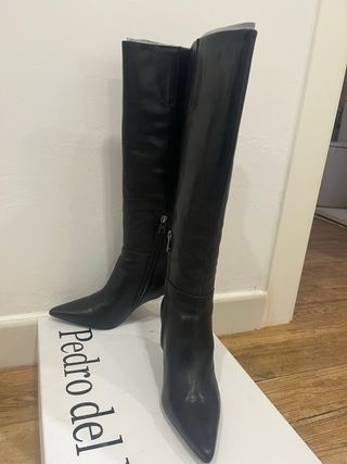 Botas altas piel Pedro del Hierro negras