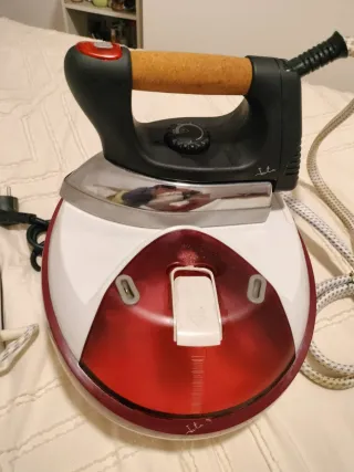 Plancha de viaje Y plancha de casa