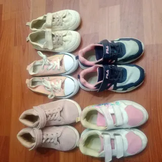 Lote 5 calzados niña T28